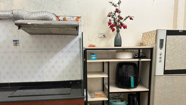 Cho thuê nhà  nguyên căn ngõ 2 Hà Trì, 40m x 4 tầng 3 wc 4 ngủ, 13Tr - ở nhóm đi làm, hộ GĐ